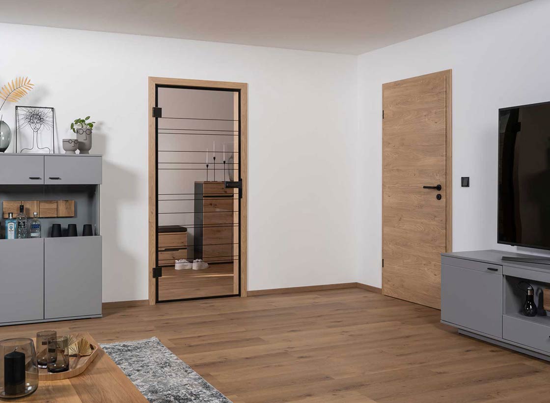 magazin_cpl_eiche-astig Türe CPL Touch Eiche astig und Ganzglastüre Industrial Edition Abby 4 mm schwarze Streifen